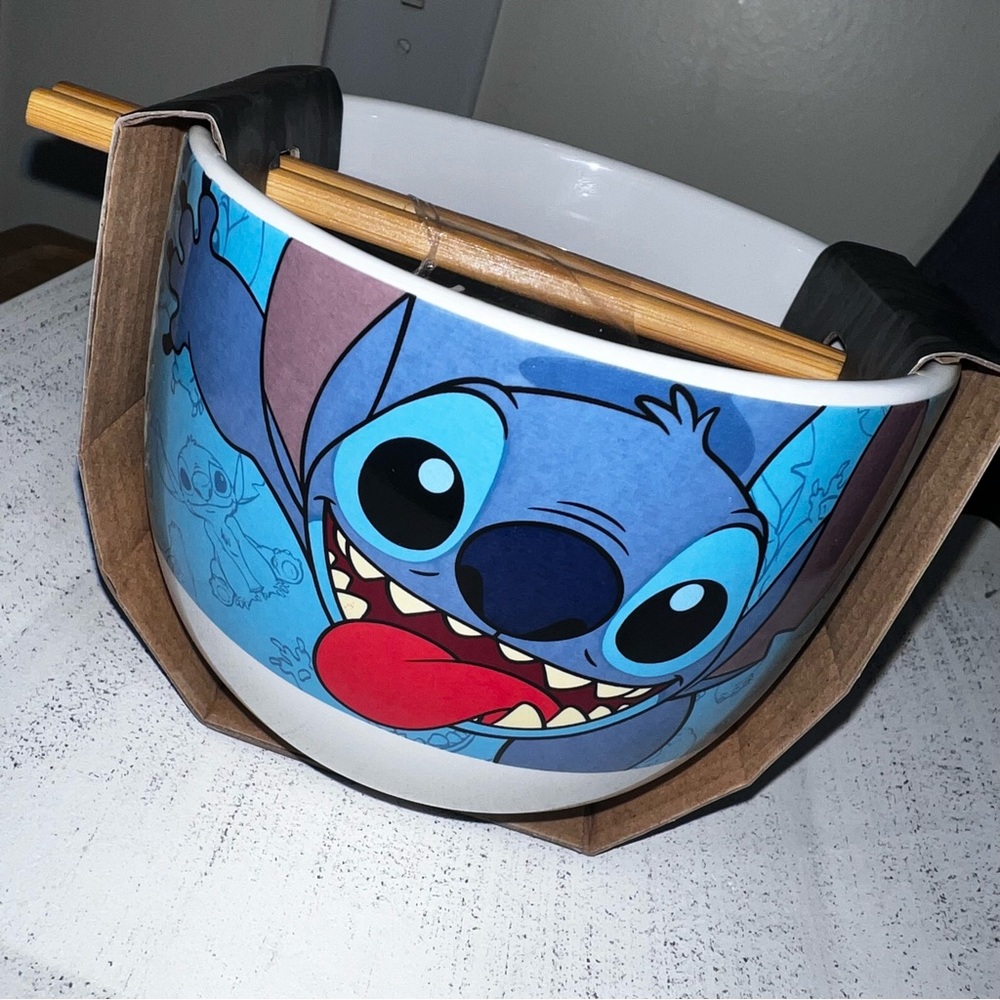 Stitch ceramic ramen bowl with chopsticks